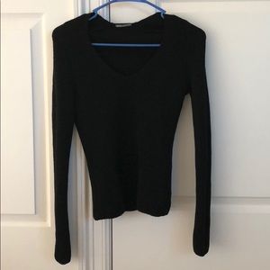 Elie Tahari scoop v-neck 100% merino wool ribbed knit fitted minimalist sweater